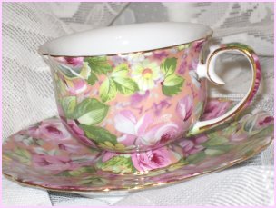 Cup & Saucer Set